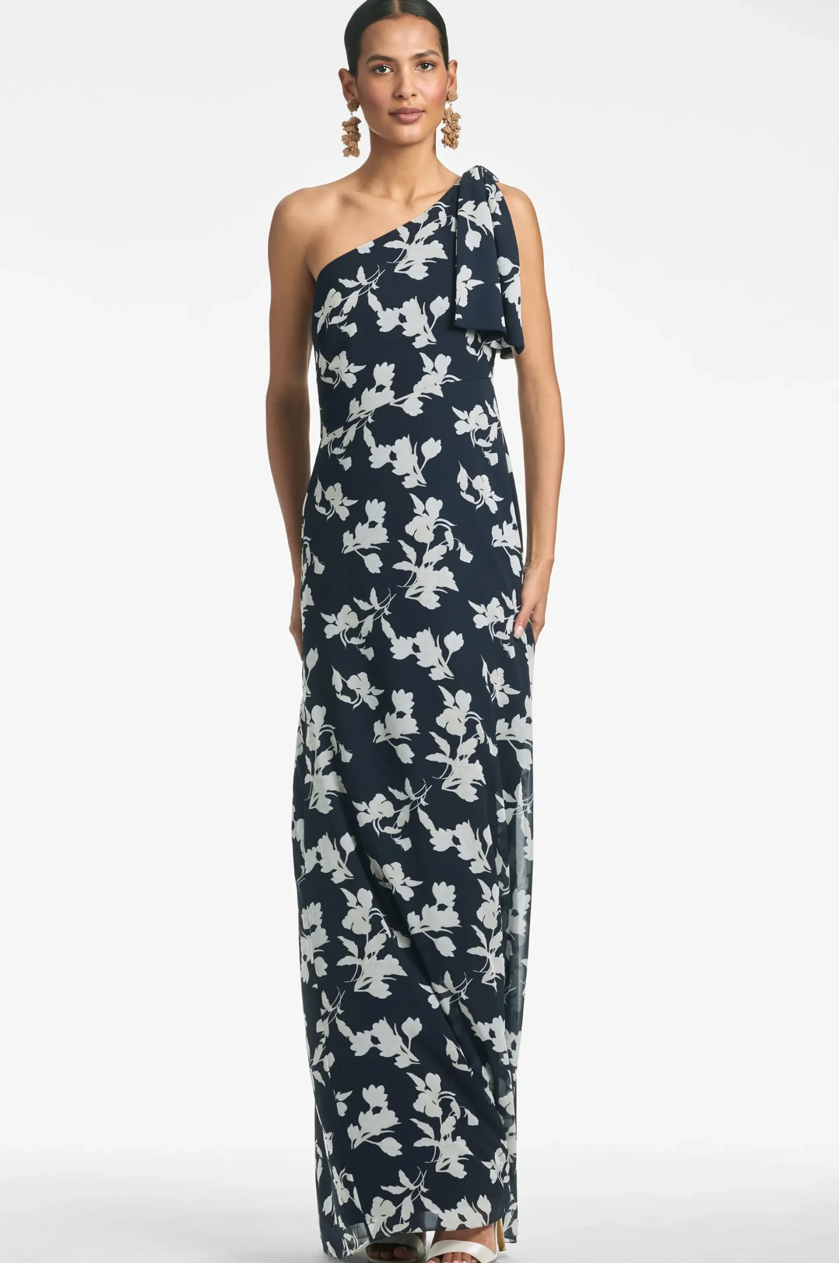 Sachin & Babi Plus Sizes|One Shoulder<Chelsea Gown - Navy Venetia Petal Navyvenetiapetal
